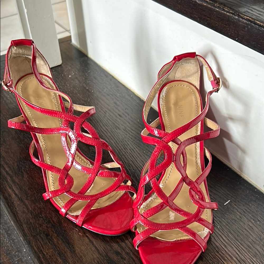 🤩Elegant Red Strappy Wedge Sandals